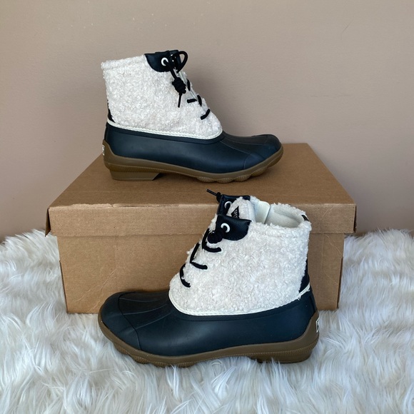 {SPERRY} WOMEN’S SYREN GULF DUCK BOOT WITH SHERPA - Picture 2 of 7